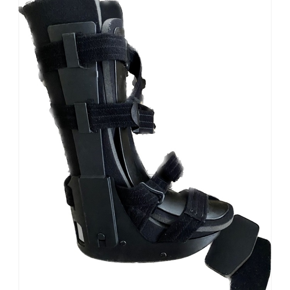Steady Step Medical/Surgical Walking Boot - Picture 3 of 5